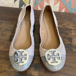 Tory Burch Minnie Patent Cap Toe Gray/Taupe Ballet Flats US6